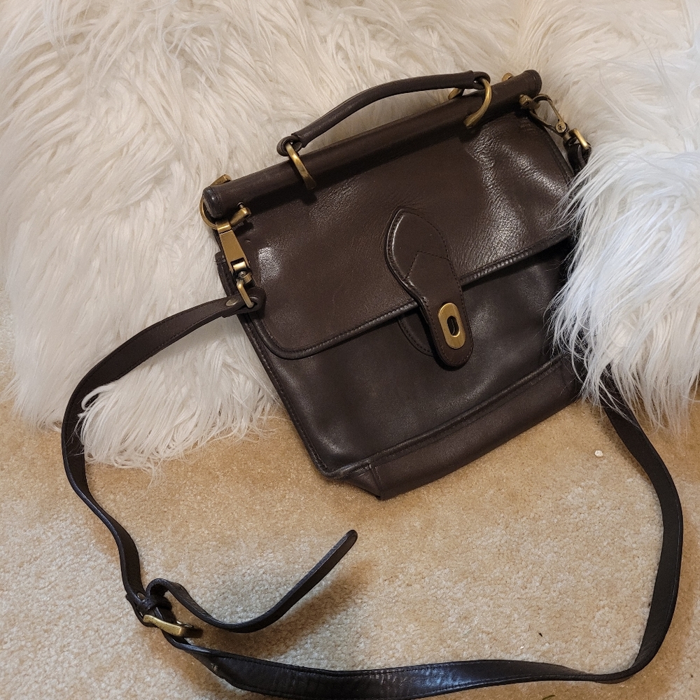Brown shoulder bag